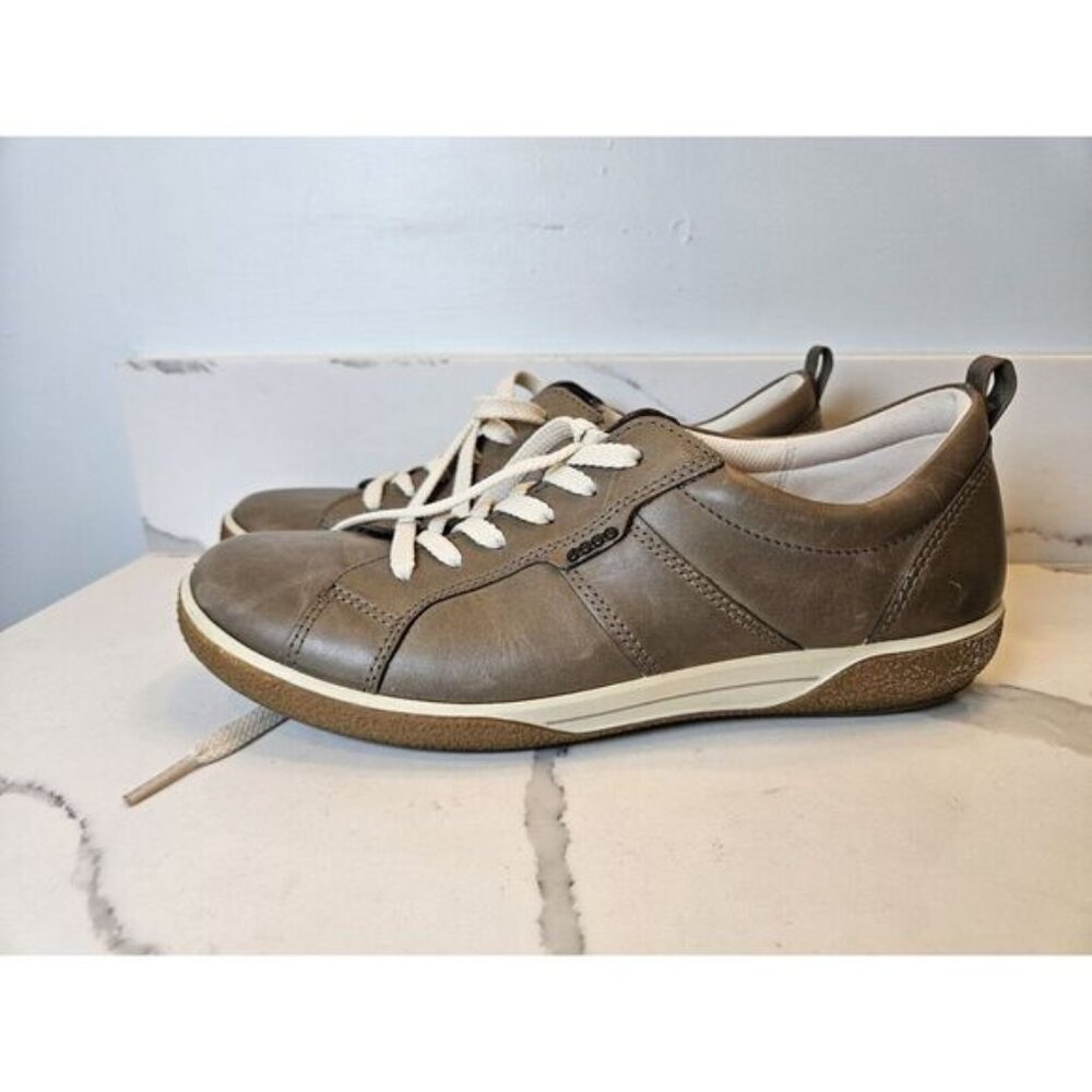 Ecco Chase Leather Comfort Lace Tie Sneakers Women's Size 39 Savanna Brown